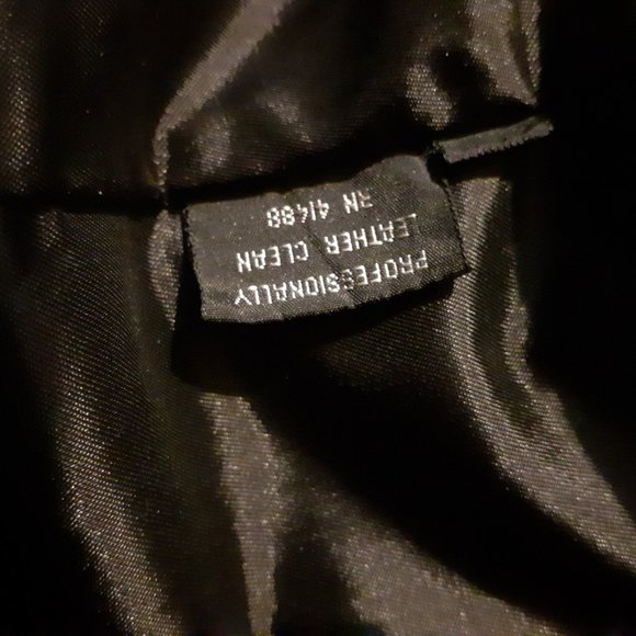 BLACK LEATHER JACKET - Picture 5 of 5